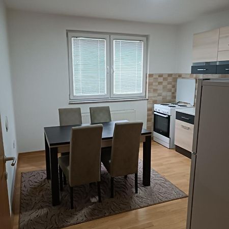 2Bdr Apt With Balcony With View- Free Parking 호텔 사라예보 외부 사진