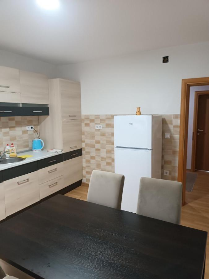 2Bdr Apt With Balcony With View- Free Parking 호텔 사라예보 외부 사진