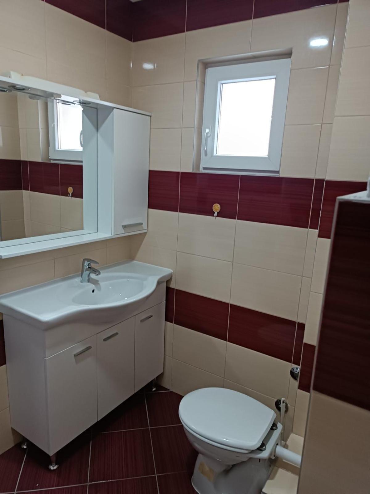 2Bdr Apt With Balcony With View- Free Parking 호텔 사라예보 외부 사진