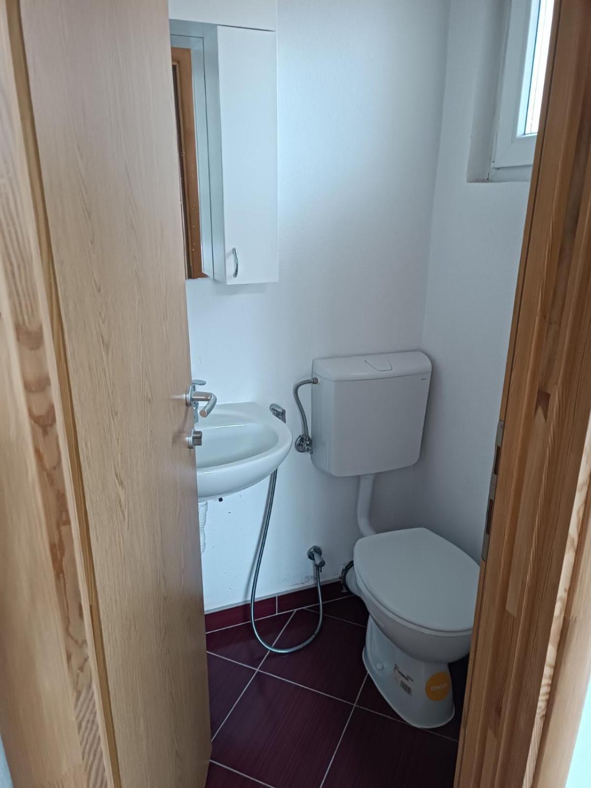 2Bdr Apt With Balcony With View- Free Parking 호텔 사라예보 외부 사진